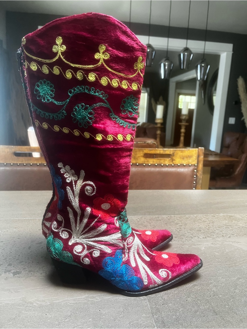 Vintage Artemis Arte Red Velvet Boots Floral Applique Size 39 - Picture 6 of 9